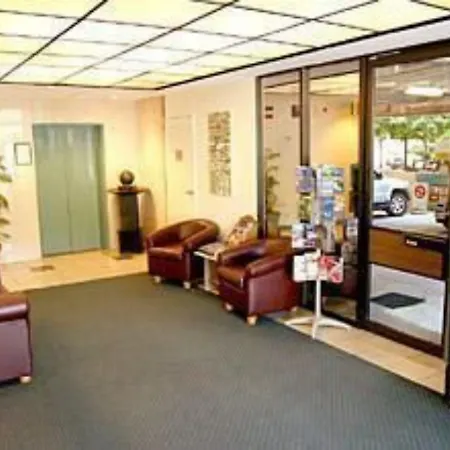 Chasely Apartment Hotel-3