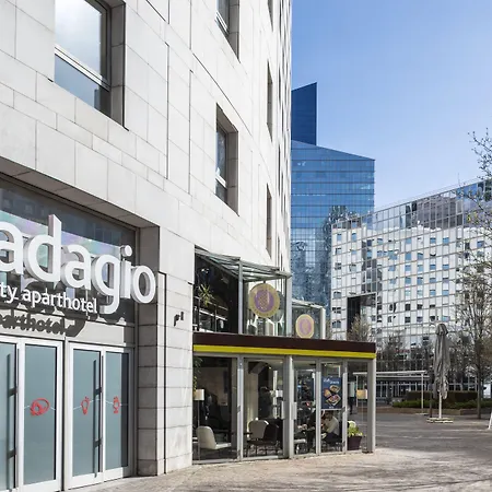 Aparthotel Adagio La Défense Esplanade-2