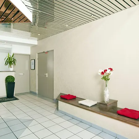 Sejours & Affaires Tours Leonard De Vinci-3