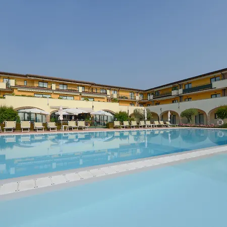 Le Terrazze Sul Lago Hotel & Residence-2