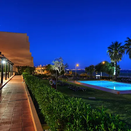 Meia Praia Lagos - Beach Club Apartments-2