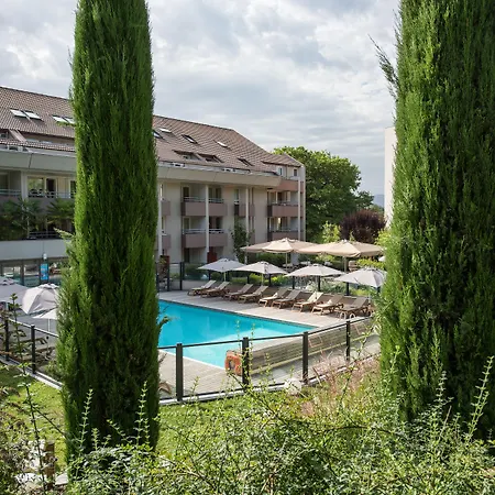 Residence La Reserve Geneve Ferney Voltaire-3