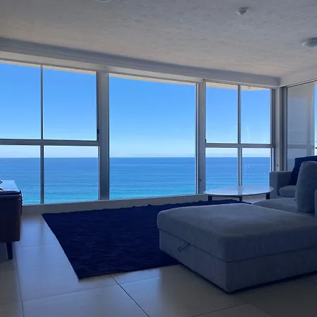 Golden Sands On The Beach - Absolute Beachfront Apartments-2