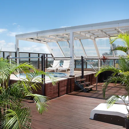 Tiki Hotel Apartments Surfers Paradise-2
