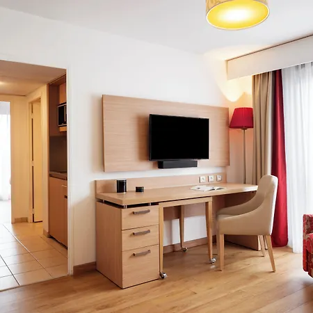 Residhome Paris-Evry-2