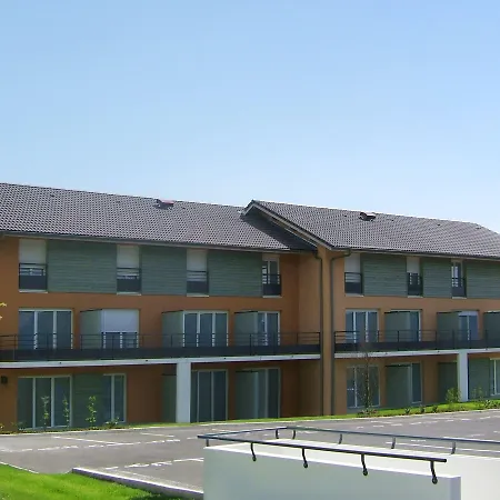Residhome Genève Prévessin Le Carré d'Or-3