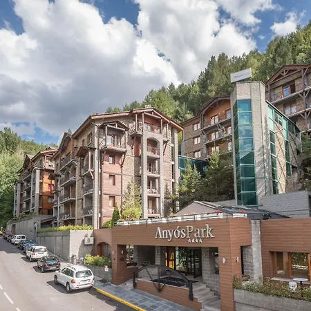 Aparthotel Anyospark Mountain & Wellness Resort-3