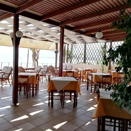 Hotel Thisvi-2