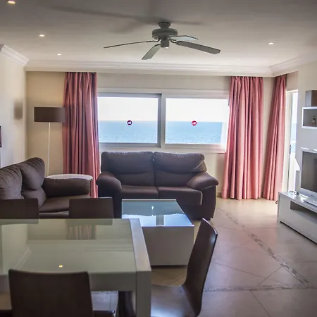 Hamilton Court-2