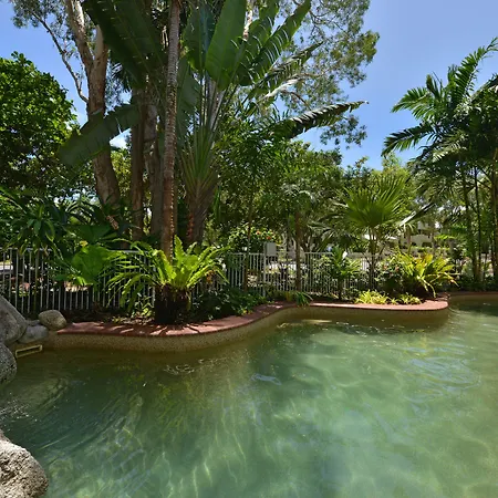 The White House Port Douglas-3