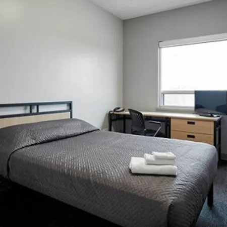 Residence & Conference Centre - King City-2