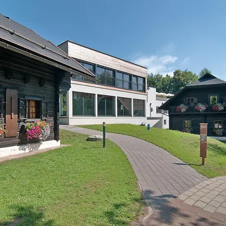 Naturel Hoteldorf Schoenleitn-2