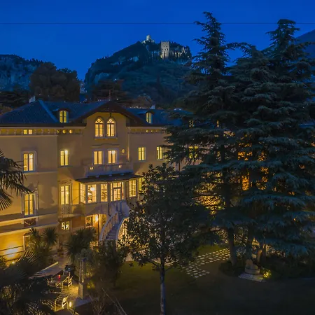 Villa Italia Luxury Suites And Apartments-3