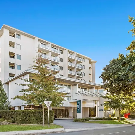 Adina Serviced Apartments Canberra Dickson-3