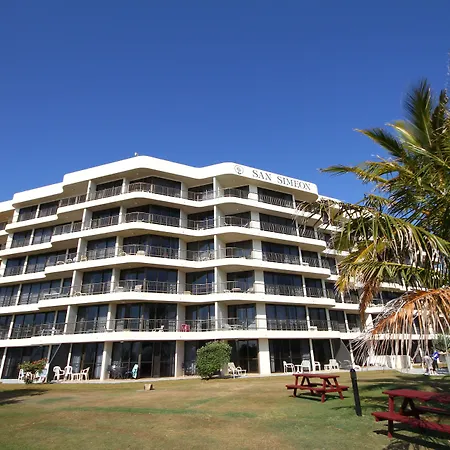 San Simeon Beachfront Apartments Tugun-2