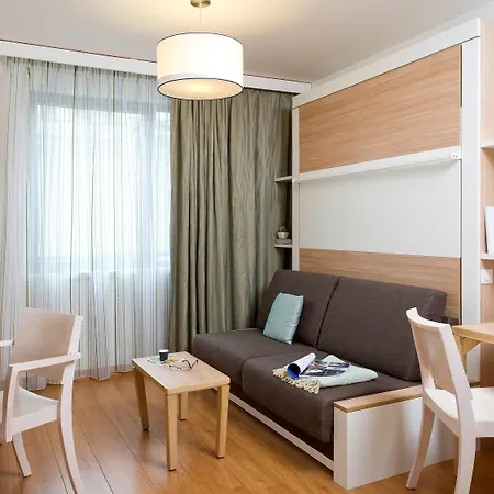 Aparthotel Adagio Paris Vincennes-2
