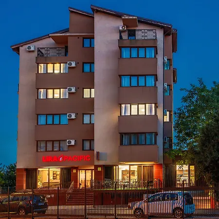 Lira Pacific Aparthotel-3