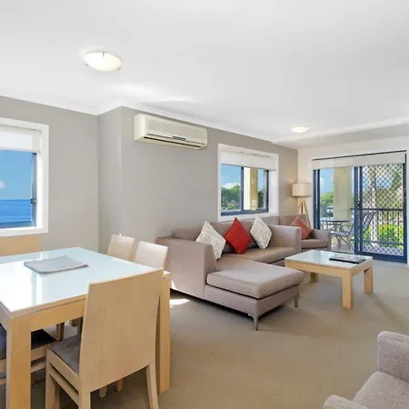 South Pacific Apartments Port Macquarie-2