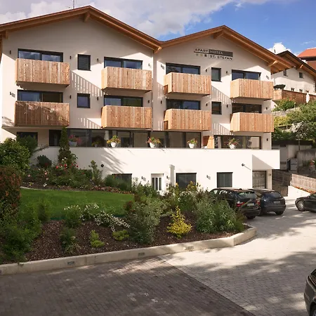 Lapis Monti Apartments & Suites-3