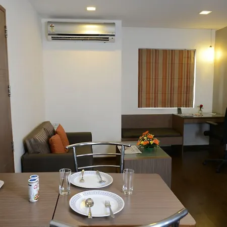 The Lotus Apartment Hotel, Venkatraman Street-3