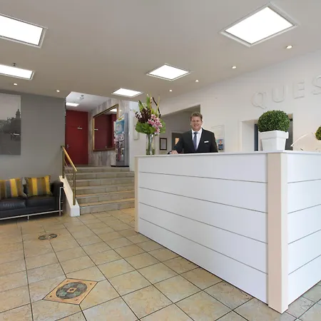 Quest On The Terrace Serviced Apartments-2