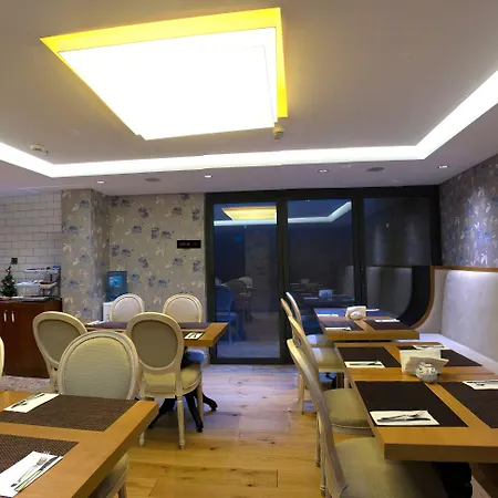 Gk Regency Suites Hotel-3