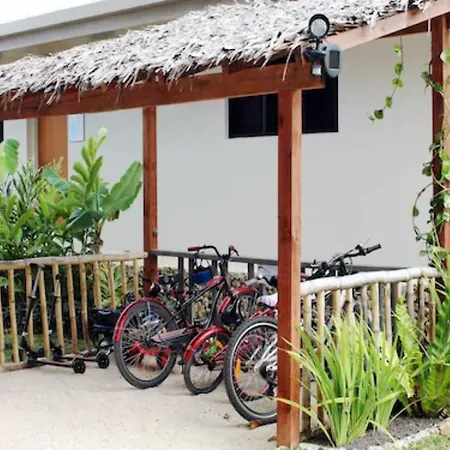 Vanuatu Beachfront Apartments-3