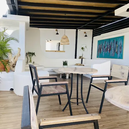 Ocean Breeze Studios-2