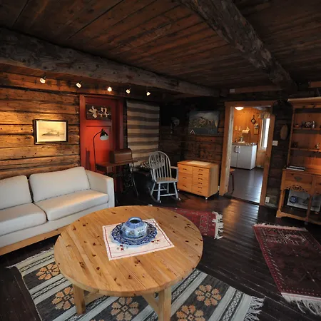 Reine Rorbuer - By Classic Norway Hotels-2