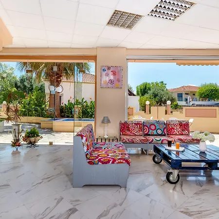 Louladakis Apartments-3