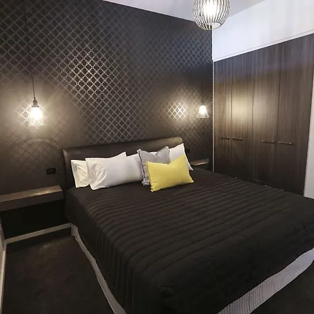 Indulge Apartments - Cbd-3