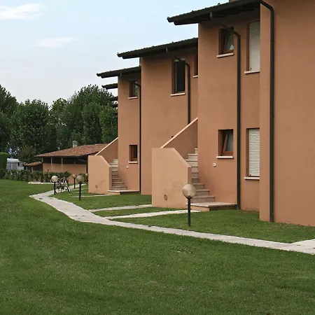 Ohana Apartments Camping Tiglio-3