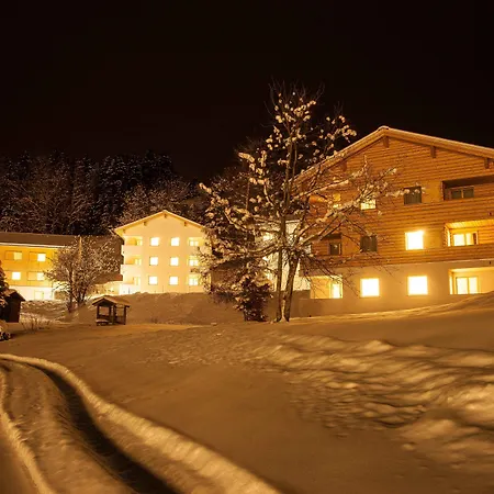 Pradas Resort Brigels-2