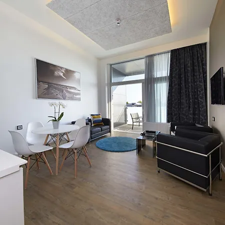 Living Suites-2
