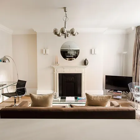 56 Welbeck Street-3
