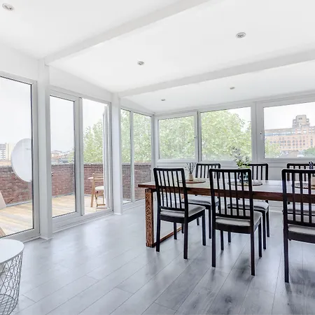 Sherborne Court-2