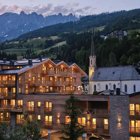 Alpenparks Hotel & Apartment Hochkoenig-3