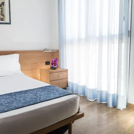 Aparthotel Esperya-3