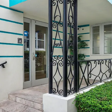 Luxuri Suites-2