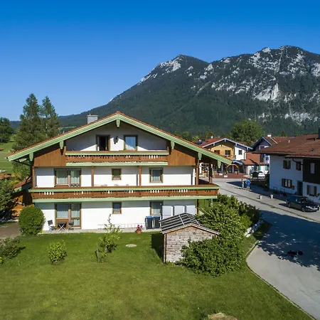 Aparthotel Chiemgaufuchs-2