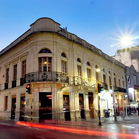 Colonia Suites 722-2