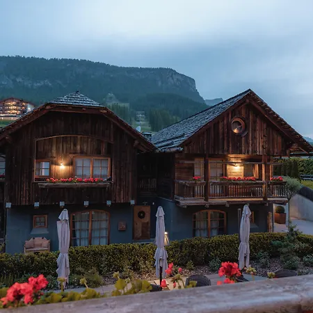 Sportony Mountain Lodges-3