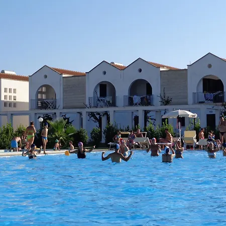 Blumare Residence Alimini-2