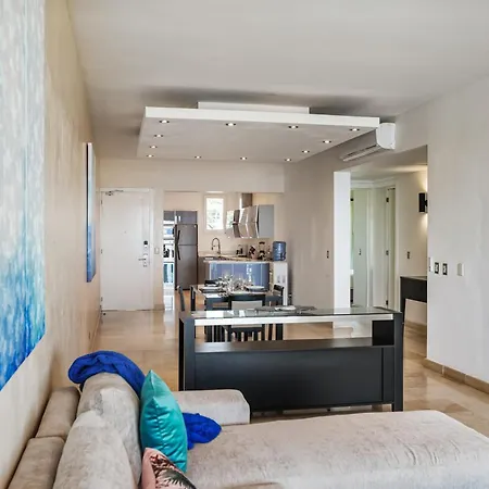Watermark Luxury Oceanfront Residences-3