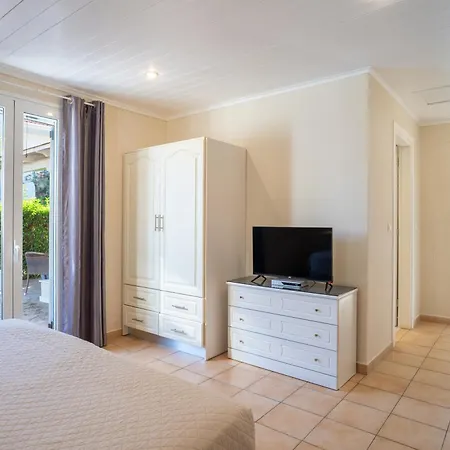 Residence Poseidon-2