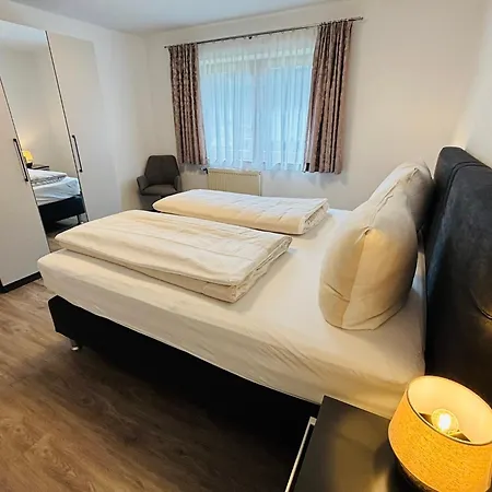 Aparthotel Dorfplatzl Garni Apartments & B&B-2