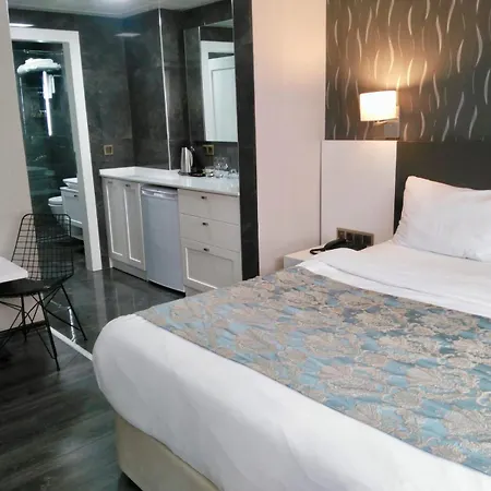 Riva Hotel Alsancak-2