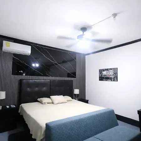 Garcias Suites y Hotel-3
