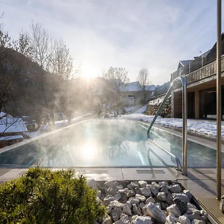 Les Dolomites Mountain Lodges-2