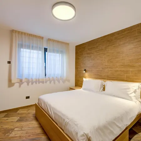 San Martin Holidays Home - Stay, Work & Fun-3